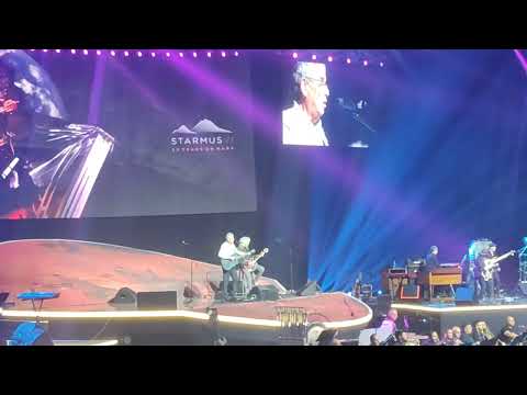 Graham Gouldman and Brian May - Floating in Heaven. Starmus Festival Yerevan 2022