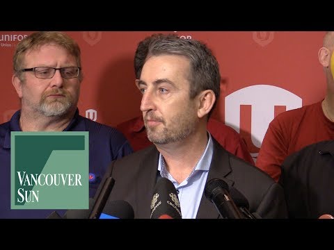 Unifor ‘willing to compromise’ as they head to 11th hour bargaining