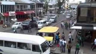 Download lagu Mohammed Rafi (Live Song) 1966 Surinam - Chahunga Main Tujhe (Dosti) mp3