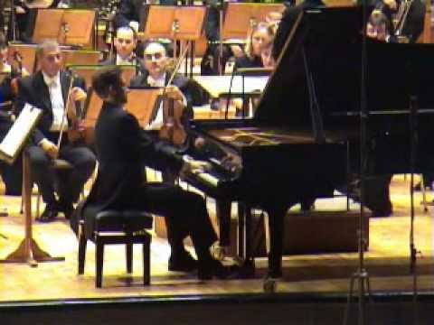 Tchaikovsky - Piano Concerto N. 1 - Part I (3 of 3)