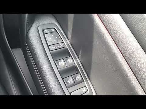 Renault Megane 1.3tce 140 GPF Iconic low Miles 1 - Image 2