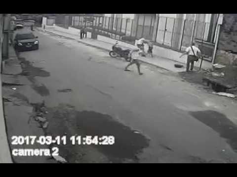 Mormon Missionary Reacting to Robbery in Brazil. (Missionário Mormon Reagindo a Assalto no Brasil).