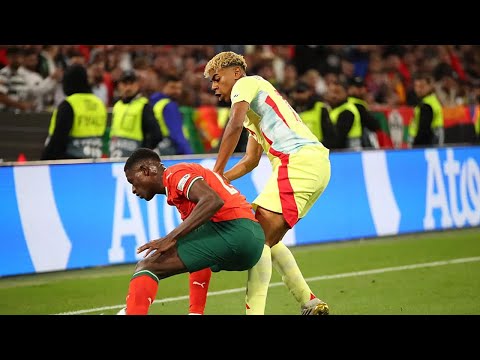 I found every Lamine Yamal vs Nuno Mendes moment