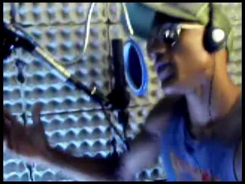 Sr. Rodriguez & El Chavo Autografo