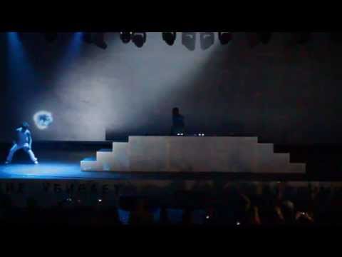 видеоперфоманс на фестивале IN BEAT WE TRUST