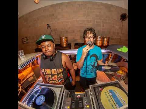 02 - DJ Black no Forró de Vitrola - 30set18