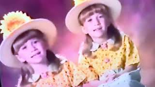 Mary Kate &amp; Ashley singing I am the cute one ￼from if my story was Like this part 1