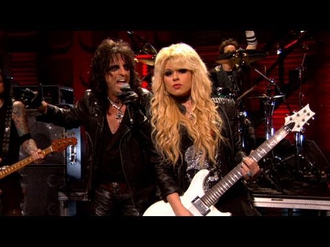 WEB EXCLUSIVE: Alice Cooper "I'll Bite Your Face Off" 11/28/12 - CONAN on TBS