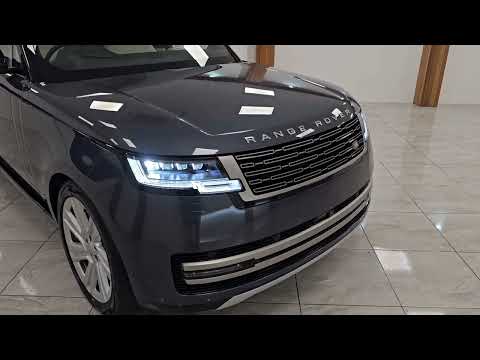 Land Rover Range Rover HSE MODEL - Image 2