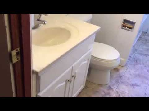 Updated 2 bedroom, 1-1/2 bath townhouse style apartment