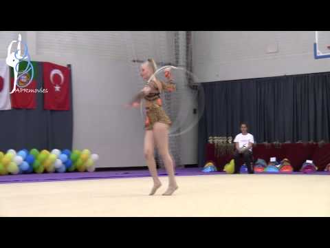 Katri Kapynen - Jyvaskylan Voimistelijat-79' ry (FIN) - Hoop - Junior 1999 A - Summer Stars 2014