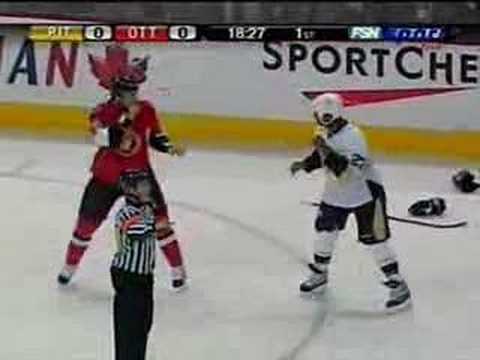 Laraque vs McGrattan Nov 22, 07