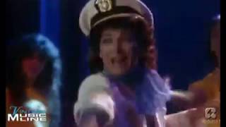 RICCHI E POVERI   VOULEZ VOUS DANSER  [1984]