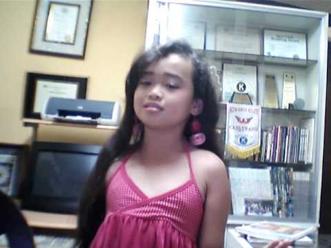 Princess singing Listen by Beyonce Knowles