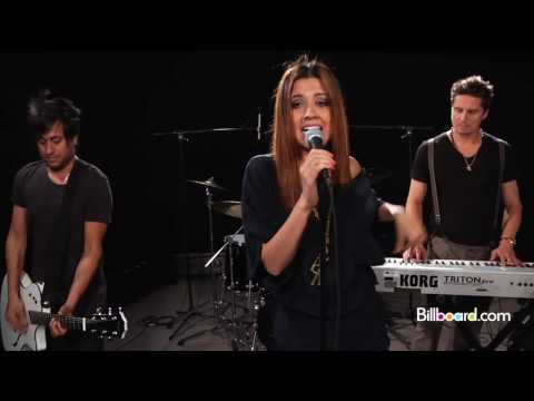 Nikki & Rich - Next Best Thing LIVE!!!