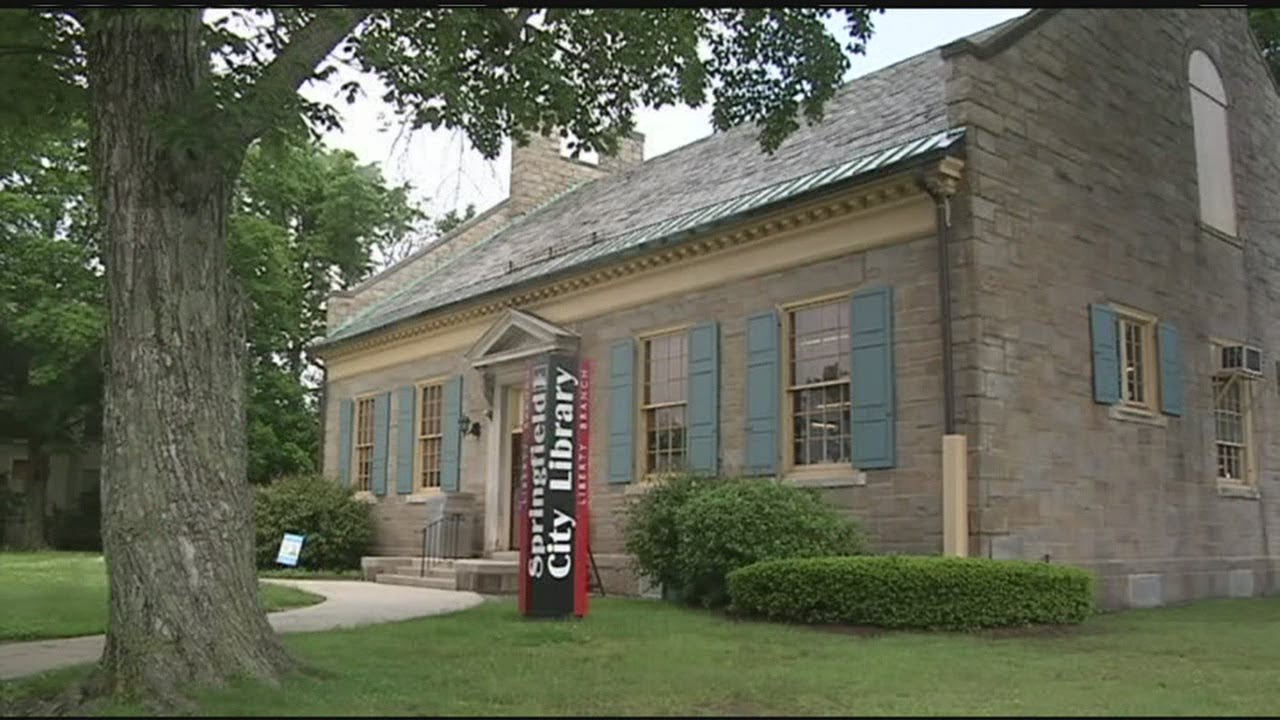 Pine Point Library Closed