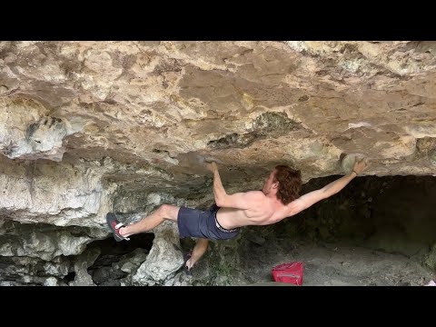 Tears of the Angels V10 / 7C+ • BIBLINS CAVE