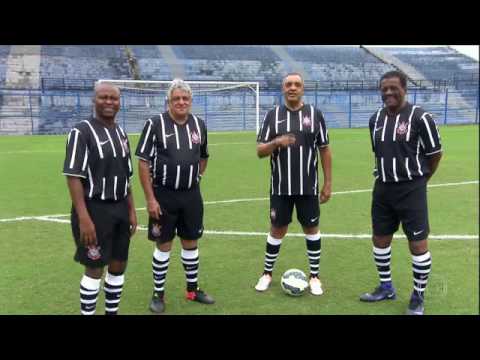 Basílio, Wladimir, Vaguinho e Zé Maria recriam gol do título paulista do Corinthians de 77