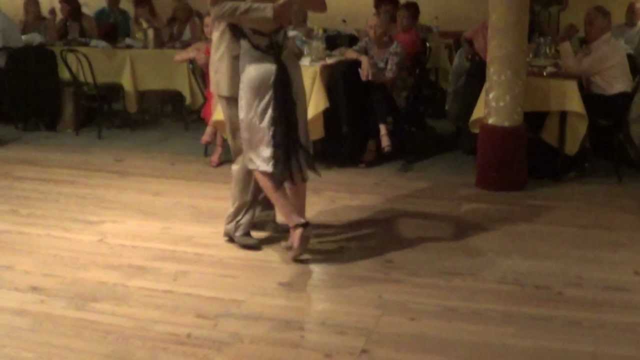 Luciana Gorosito y Adrián De Gregorio (Milonga) Reliquias Porteñas" (Martes 05-03-13) 05