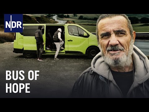 Video Thumbnail: Bus of Hope: Pe drum cu lucrătorii migranți români | NDR Doku