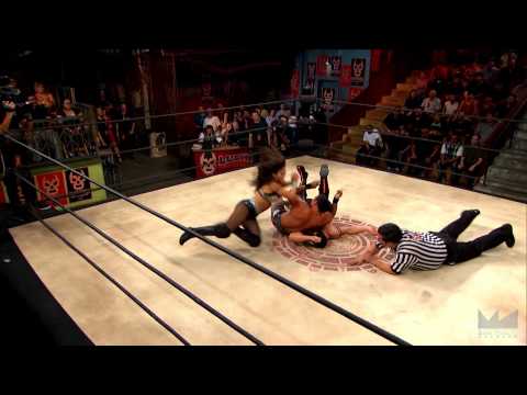 Lucha Underground 11/5/14: Intergender Tag Team Match - Sexy Star's Revenge