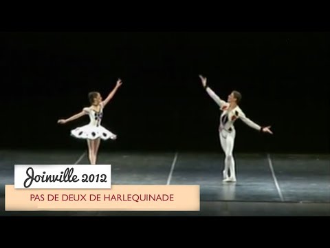 Petite em Joinville 2012 - Pas de Deux de Harlequinade