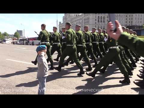 Воинское приветствие маленькому патриоту! Парад Победы (Русская армия)