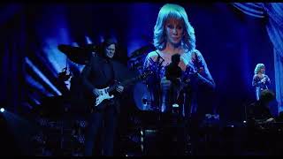 Reba McEntire- And Still (Live from The Madison Garden).