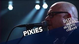 Pixies Perform 'Tenement Song'