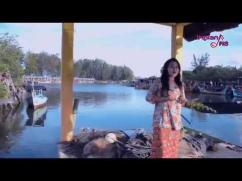 Gadis Kelate - Reena Nicky Feat Iwere Official Video