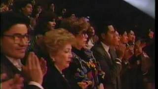 Nieva Nieva (Live) - Paulina Rubio