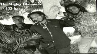 The Mighty Diamonds - Country Living - A=432hz