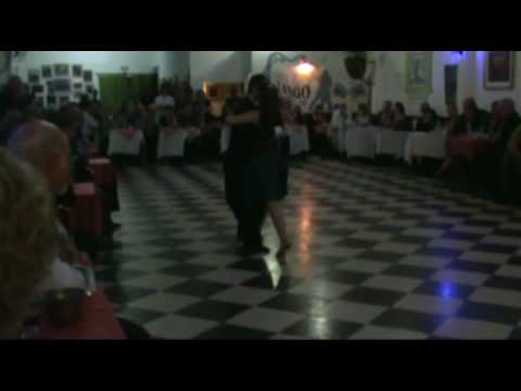  Ayelén Maldonado  and  Martin Luna  are  dancing  to  the  tango  "  Todo  "
