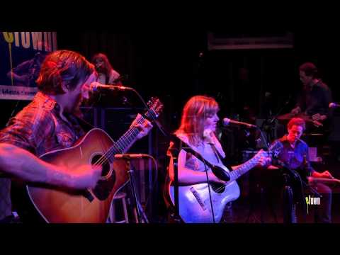 Anais Mitchell & Jefferson Hamer - "Clyde Waters" (eTown webisode #420)