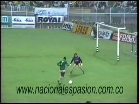 Faustino "Tino" Asprilla - Great goal in 1991