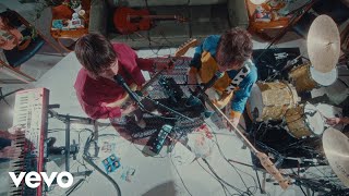 Download lagu joan - superglue (live in studio / 2023) mp3