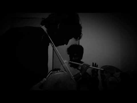 Deep Dabare Playing dholki, O womaniya