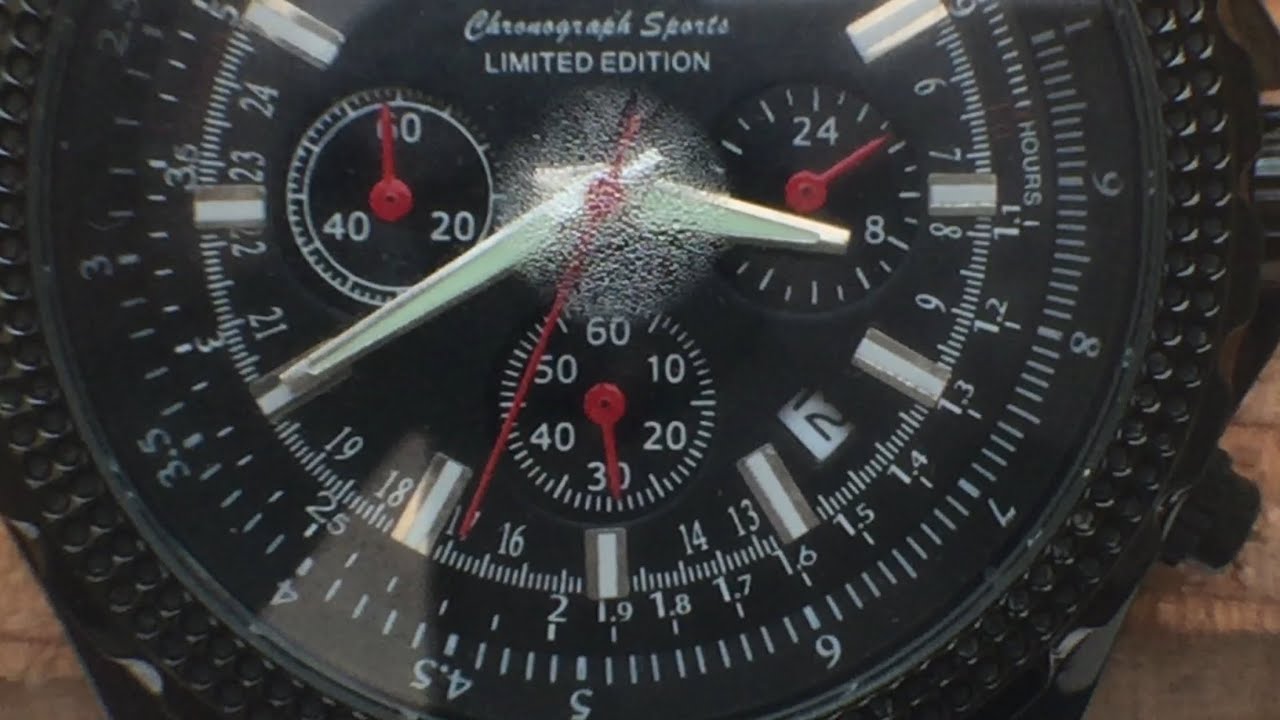 Come eliminare la condensa del quadrante orologio