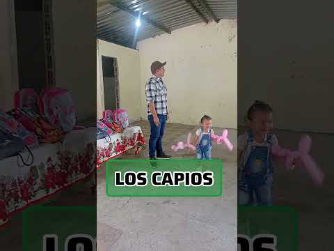 Entregamos kits escolares en zona rural de Cajamarca Tolima #campo #education #ayuda