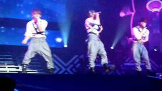 Fahrenheit Live In Malaysia Concert 280309 : Ji Mo Bao Zou