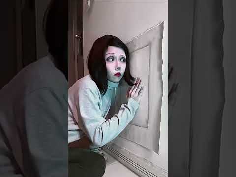 Ok mama’s coming #coralineedit