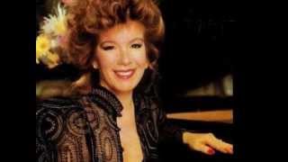 Vikki Carr - And That Reminds Me (My Heart Reminds Me)