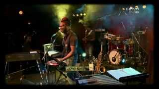 Robert Glasper Experiment - A tear to a smile