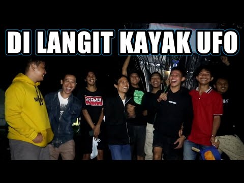 seru-main-layangan-raksasa-dikasih-sound-dan-lampu-dikira-warga-ada-alien