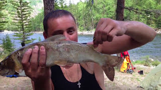 preview picture of video 'Сплав и рыбалка на реке Ока Саянская, Бурятия'