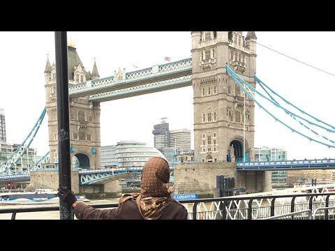 Inside Four Seasons hotel Trinity Square room tour