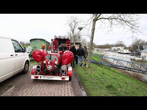 Ponton zinkt Strangkade Beneden Leeuwen 16 03 2019