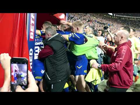 TUNNEL FIGHT AT HALF TIME.  WIGAN V WARRINGTON 2018 GRAND FINAL AT OLD TRAFFORD