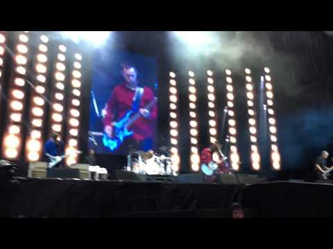 Foo Fighters - Jailbreak (Thin Lizzy Cover) - Slane Castle, Ireland 2015