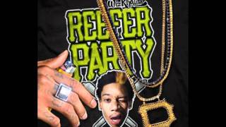 Wiz Khalifa Ft. Big Bang & Big Bake - Hustlin' Everyday  Reefer Party Mixtape 2011